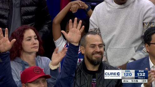 76人击败魔术取3连胜 马克西43+8 埃奇库姆26+7 恩比德休战